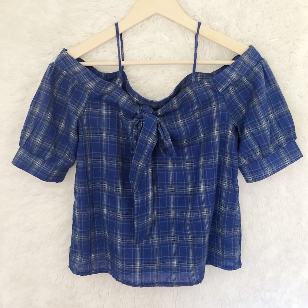 {Paper Crane} Off The Shoulder Plaid Bow Top